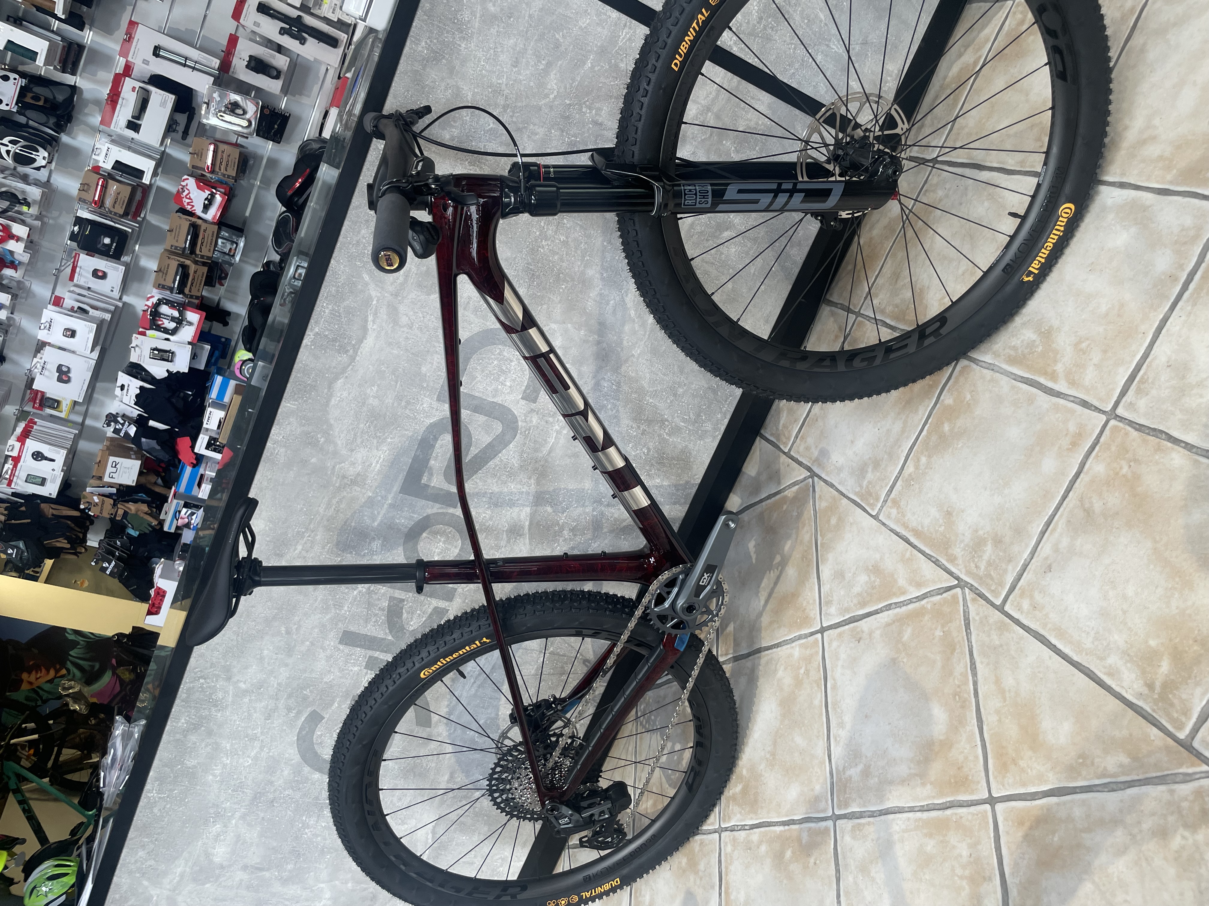  Trek TREK Procaliber 9.7 AXS Gen 3, Carbon Red Smoke, model 2026